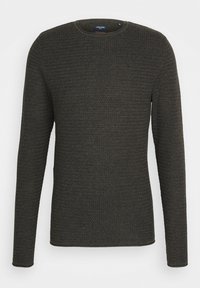 Pull en maille gris foncé à manches longues, col rond, coupe régulière avec un subtil motif gaufré.