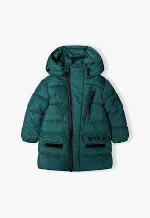 Türkise Steppjacke mit Kapuze, Reißverschluss und zwei Fronttaschen. Verfügt über gestickte Paneele und ein kleines schwarzes Logo auf der unteren Tasche.