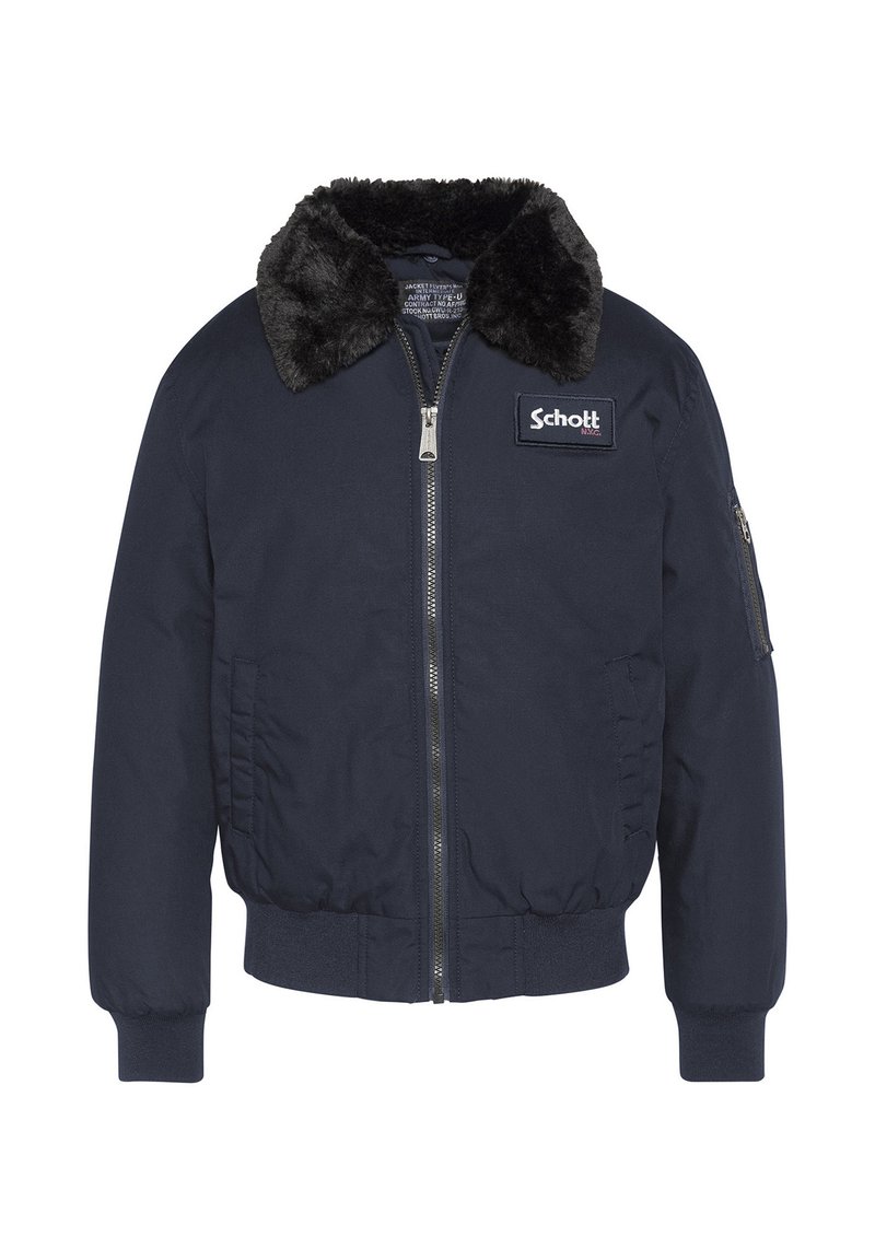Chaqueta bomber de color navy con cuello de piel sintética, cierre frontal con cremallera, bolsillos laterales, puños y dobladillo acanalados; presenta un parche con el logo de Schott en el pecho.