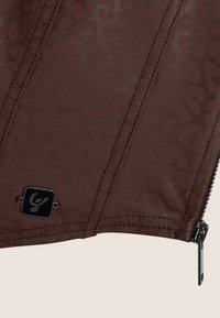 Freddy Top - animalier allover black coated