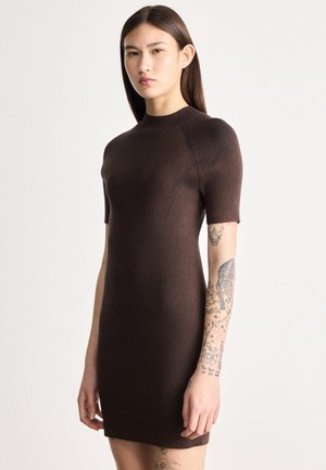 MINI DRESS - Robe fourreau - brown cork