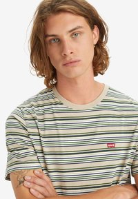 Levi's® ORIGINAL HOUSEMARK TEE - Tricou basic - rings stripe feather grey