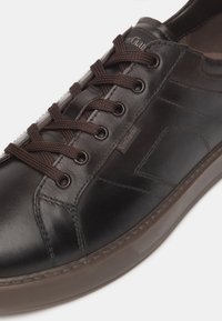 NeroGiardini Sneakers basse - caffè