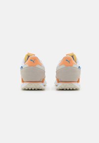 Puma FUTURE RIDER SOFT - Zapatillas - white/pristine