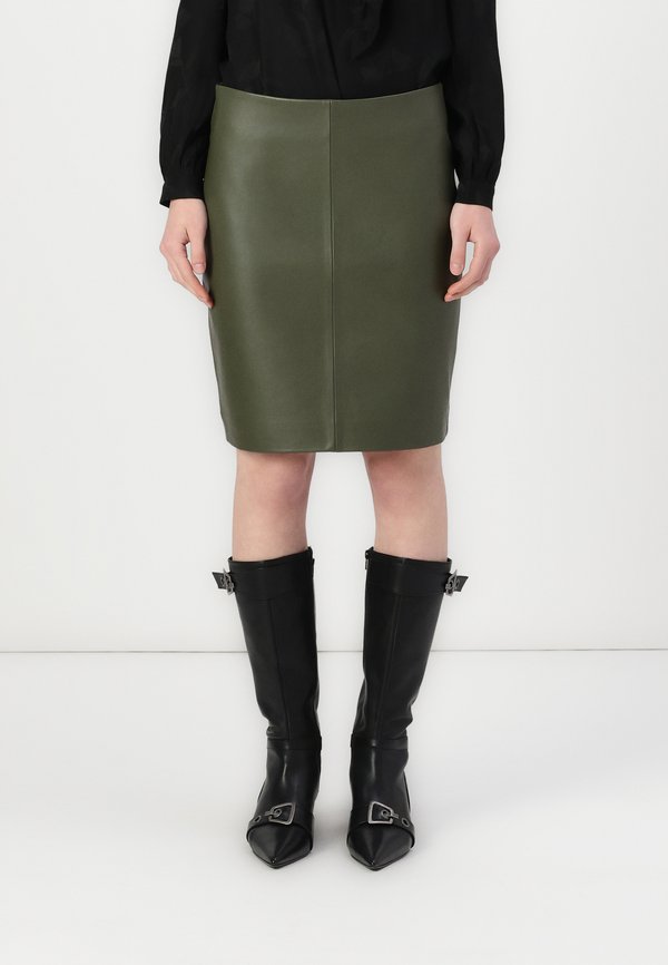 DANIN - Leather skirt - olive night