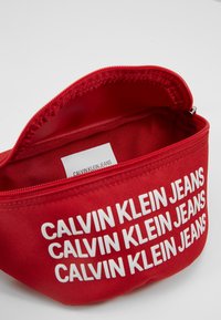 Calvin Klein Jeans Håndtasker - red
