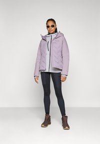 Columbia GRAND TREK™ JACKET - Jachetă cu puf - shale purple