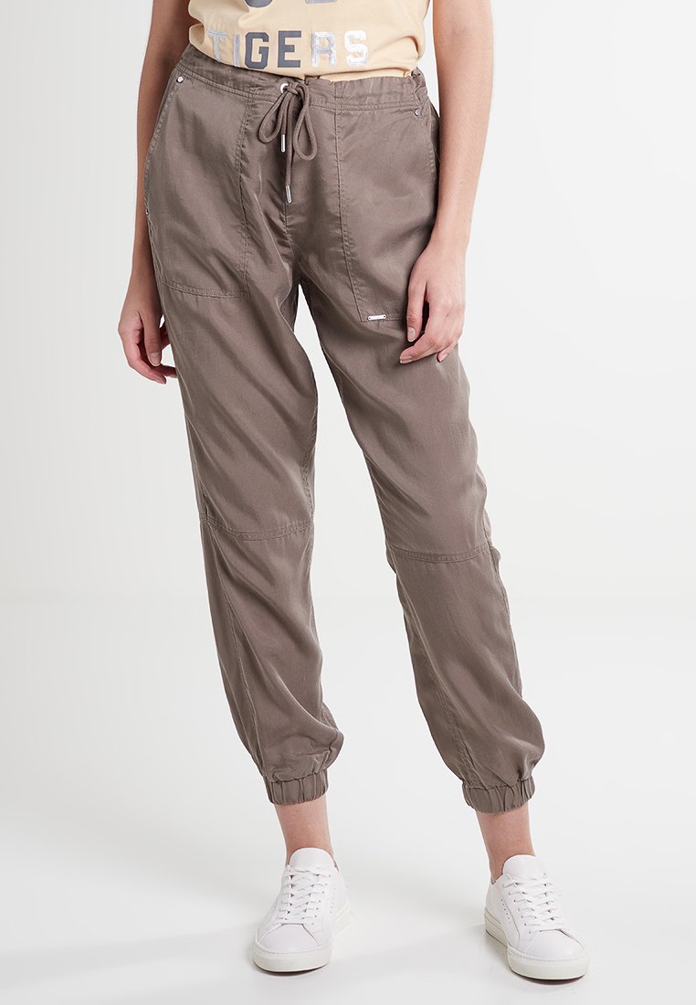 Superdry & Co Broek kaki Superdry & Co Broek kaki