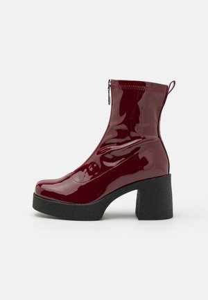 Platform ankle boots - dark red