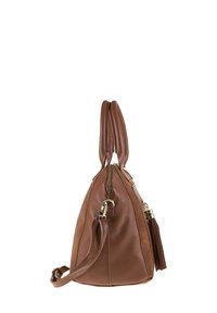 Borsa a tracolla in pelle marrone con manici doppi, zip laterale, tracolla rimovibile e dettaglio con nappina su sfondo bianco.