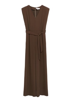 Ärmelloser dunkelbrauner Jumpsuit mit V-Ausschnitt, weitem Bein und einem am Taillenbund gebundenen Stoffgürtel, mit einem Reißverschluss auf der Rückseite.