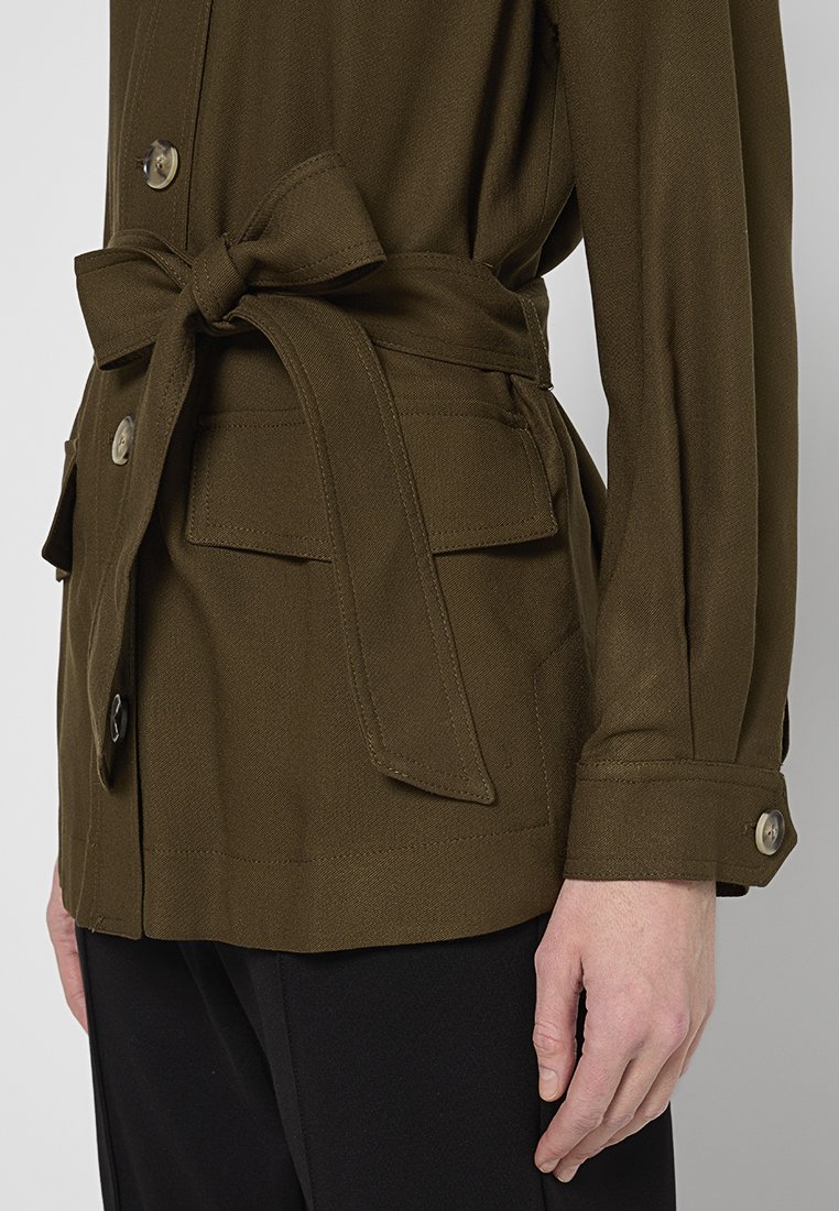 Leichte Jacke