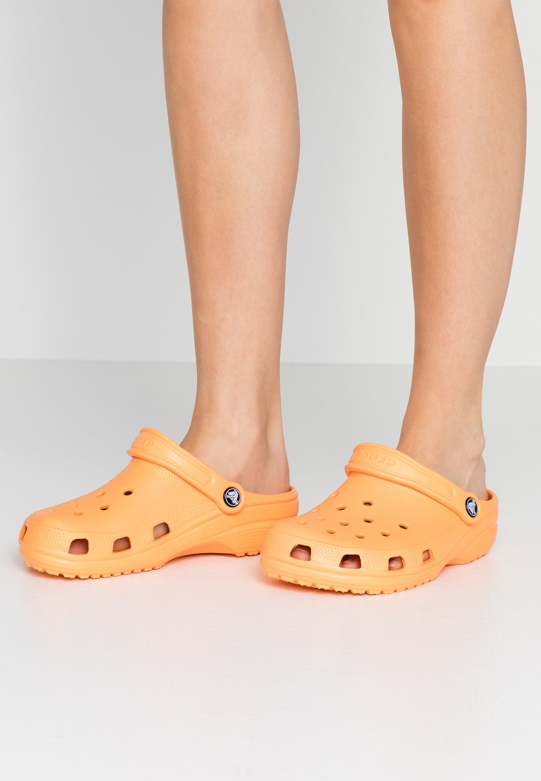 zalando crocs classic