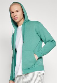 Jack & Jones JJEBRADLEY ZIP HOOD - Felpa con zip - bottle green