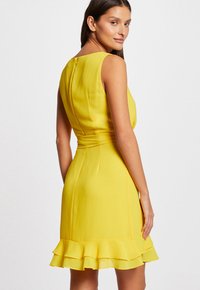Morgan WRAP  - Vestido informal - jaune