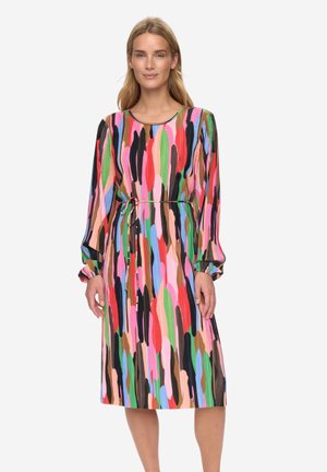 NUAMARA  - Freizeitkleid - cayenne