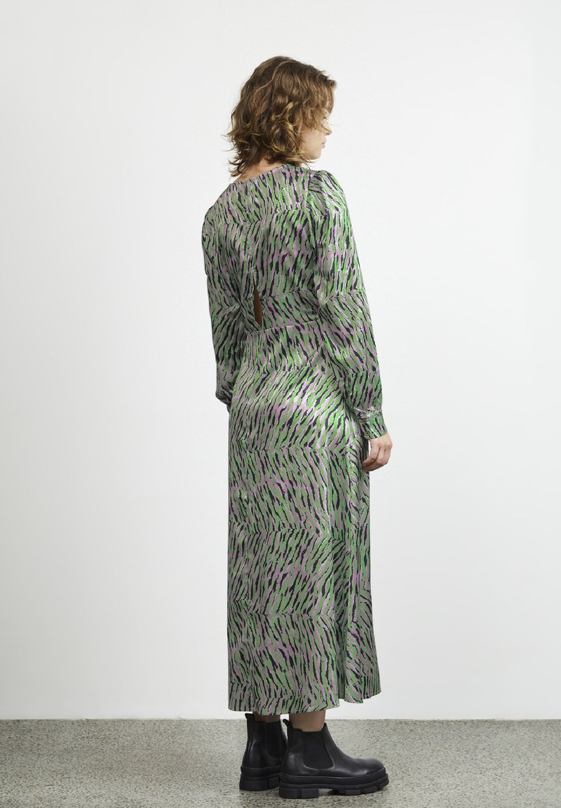 ICHI IXNALA - Day dress - kelly green pink zebra/light green - Zalando.ie