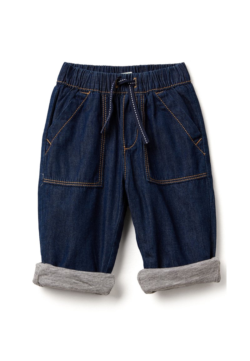 Tmavé džíny šortky s elastickým pasem, šedými ohrnutými manžetami a dvěma předními kapsami s kontrastním žlutým prošíváním.