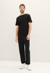 TOM TAILOR - 4 PACK T-SHIRTS - Basic T-shirt - black Thumbnail Image 1