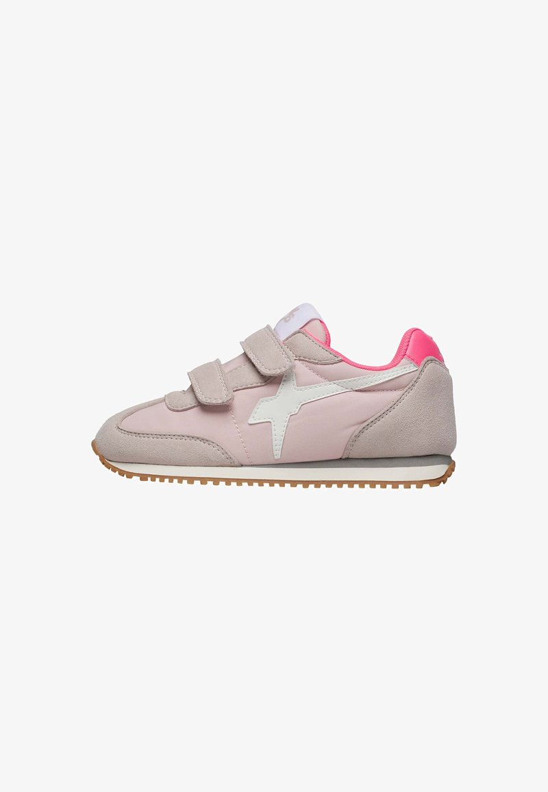 Scarpa atletica rosa e beige con logo a stella bianca, due cinturini in velcro, materiali scamosciati e sintetici, e suola in gomma testurizzata.