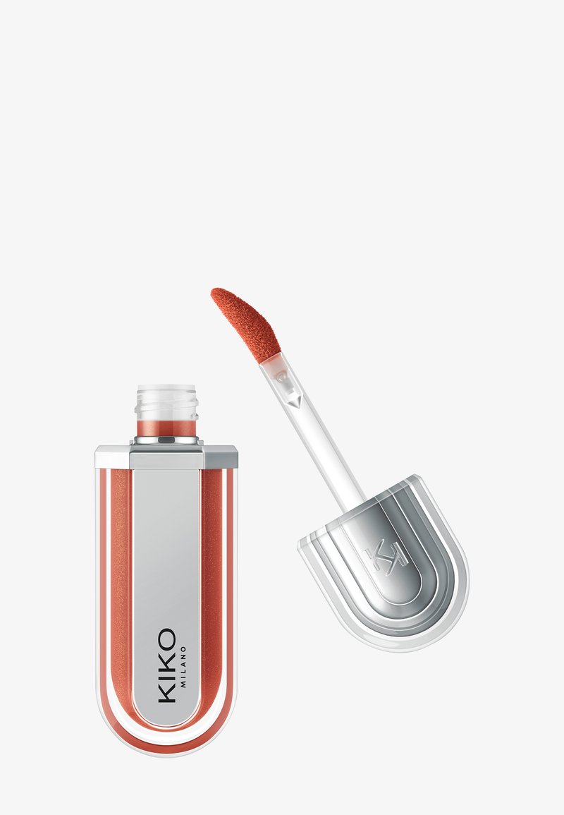 Gloss à lèvres KIKO Milano avec teinte orange-rouge, tube ouvert avec applicateur montrant une pointe en éponge inclinée.