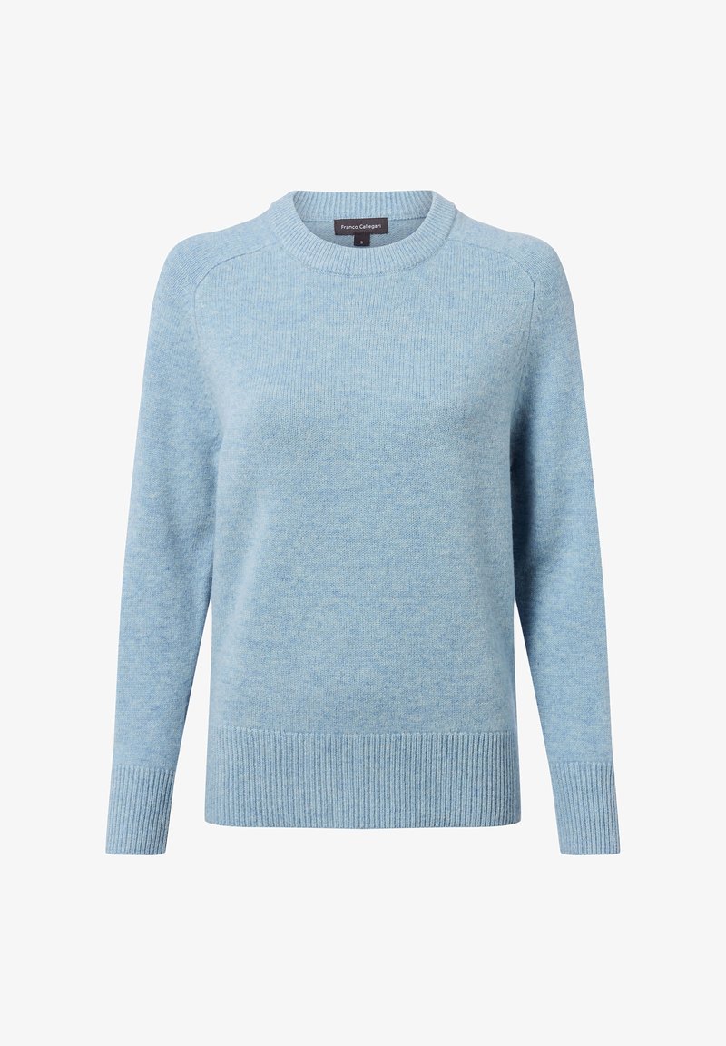 Jasnoniebieski sweter wykonany z miękkiego materiału, z okrągłym dekoltem, prążkowanymi mankietami i dołem. Charakteryzuje się subtelną teksturą na całej powierzchni.