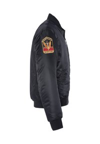 Thumbnail Image 7