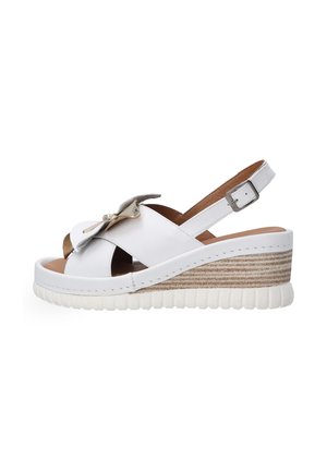 Platform sandals - white