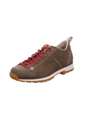 Trainers - beige