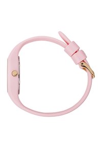 Montre intelligente en silicone rose avec un cadran rectangulaire. Équipée d'un bouton doré et d'un accent doré sur la boucle. Texture lisse, bracelet ajustable.