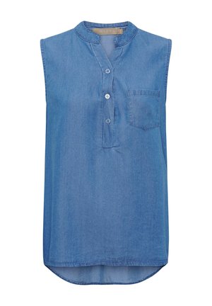 Ærmeløs blå denim-bluse med rund halsudskæring, tre knapper foran og en lille brystlomme på venstre side.