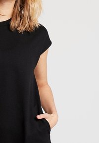 Calvin Klein Performance Vestido informal - black