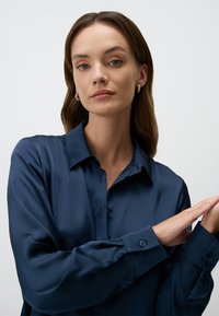 Jimmy Key LONG SLEEVE ELEGANT - Chemisier - blue