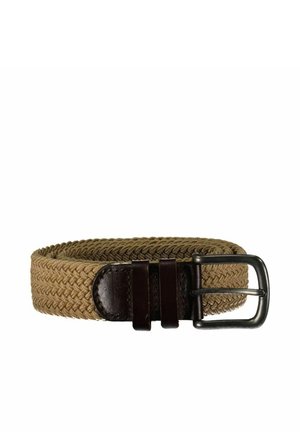 Gevlochten beige stoffen riem met donkerbruine leren lussen en zwarte metalen gesp, opgerold op een witte achtergrond.