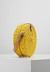 New Look Borsa a tracolla - yellow