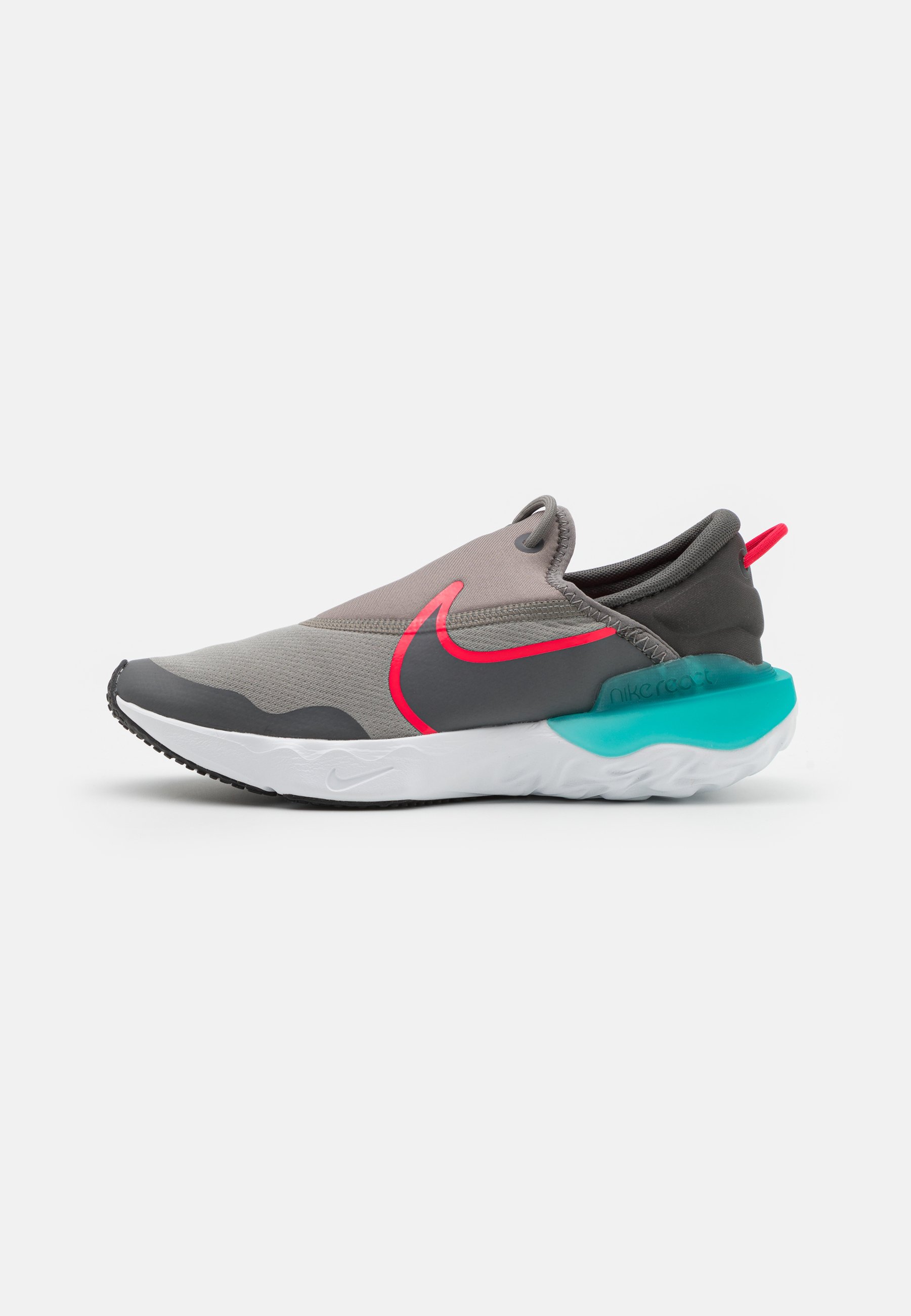 react renew nike