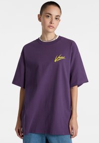 Vans BRUSH SCRIPT LOOSE FIT - T-shirt print - gothic grape