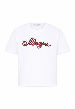Witte T-shirt met korte mouwen, met rood en zwart bloemen-cursief tekst "MSGM" over de borst, ronde halslijn en standaard pasvorm.