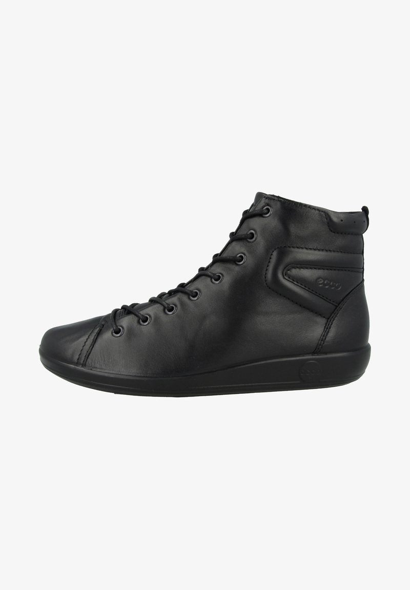 Bottines montantes en cuir noir avec bout rond, fermeture à lacets et col rembourré. Texture lisse avec détail de logo sur le côté.
