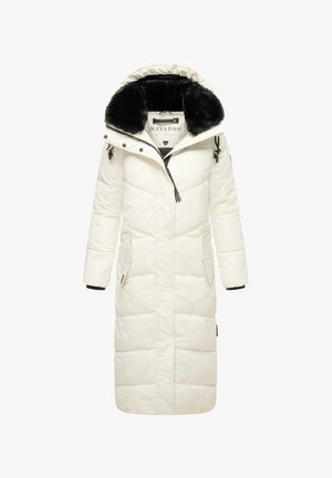 Lunga giacca piumino bianca con cappuccio rifinito in pelliccia, dotata di chiusura con zip, due tasche laterali e texture trapuntata su tutta la superficie.