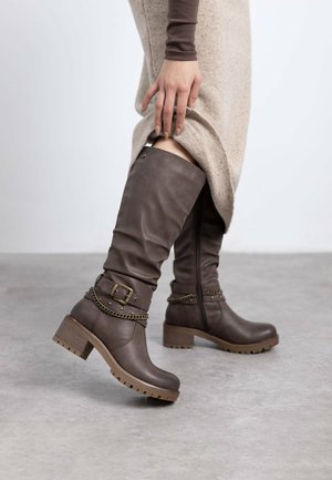 Botas con plataforma - brown