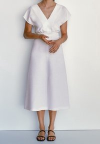 Massimo Dutti Sukienka z dżerseju