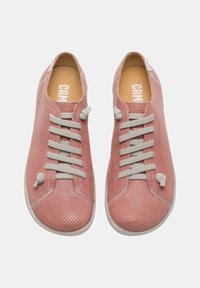 Camper Volnočasové šněrovací boty - pink