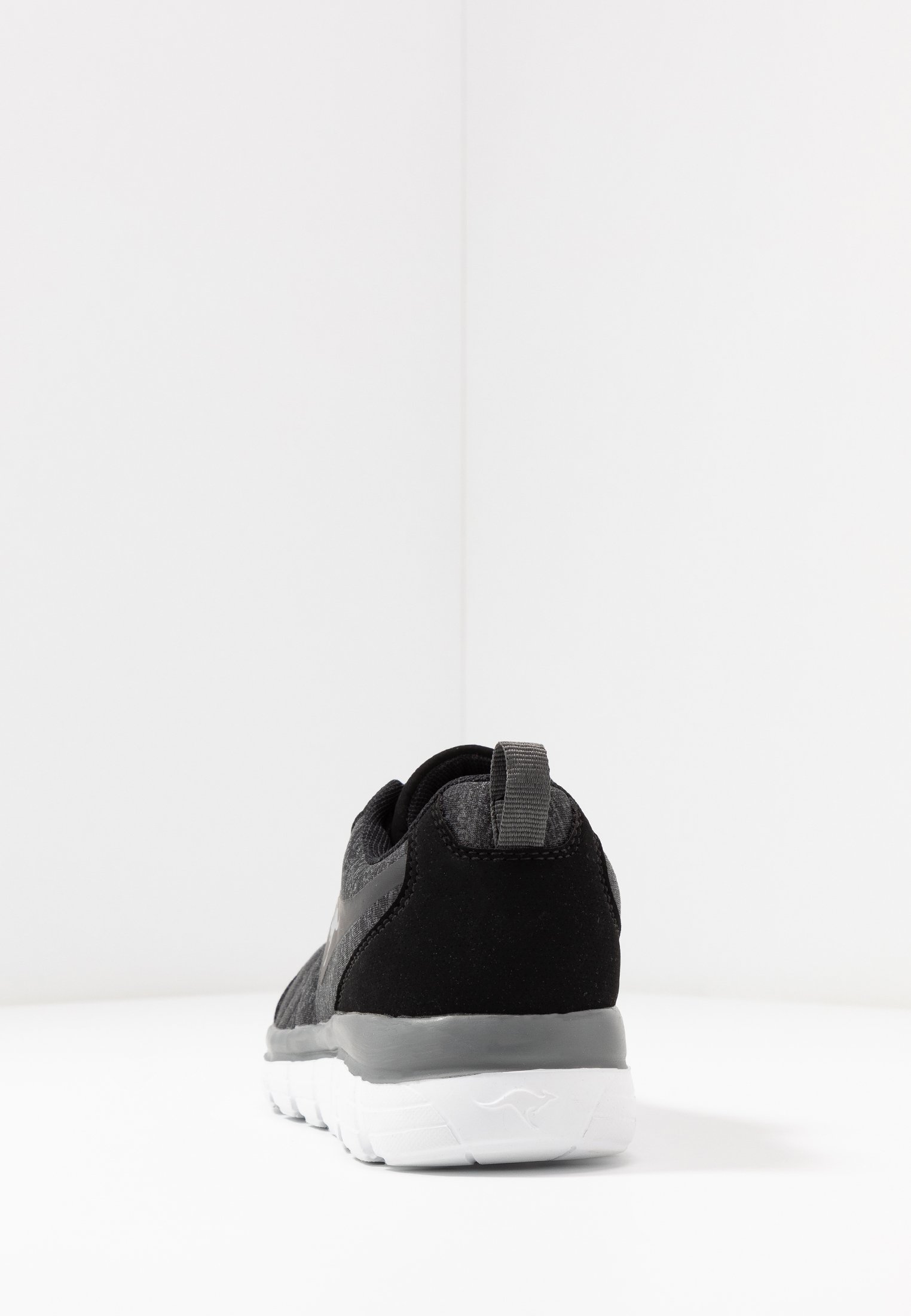 KangaROOS KR REF Joggesko jet blacksteel grey Zalando.no KangaROOS KG NIMBLE Joggesko jet blacksteel grey