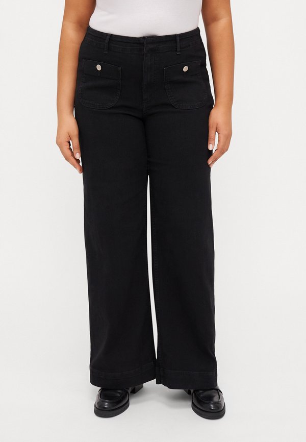 VMCKAYLA WIDE POCKET MIX - Wide Leg