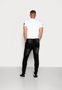 Brave Soul Vaqueros pitillo - black