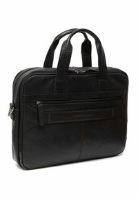 Schwarze Laptoptasche aus Leder mit doppelten Tragegriffen, Reißverschluss, Fronttasche und dekorativer Naht an der Seite. Glatte Textur und rechteckige Form.