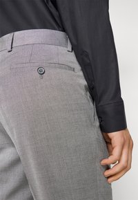 KARL LAGERFELD SUIT RUN SET - Kostuum - black