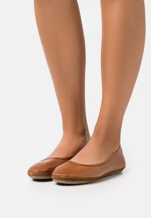 LEATHER - Ballerines - cognac