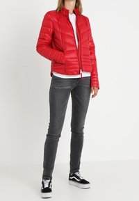 Vero Moda Kurtka przejściowa